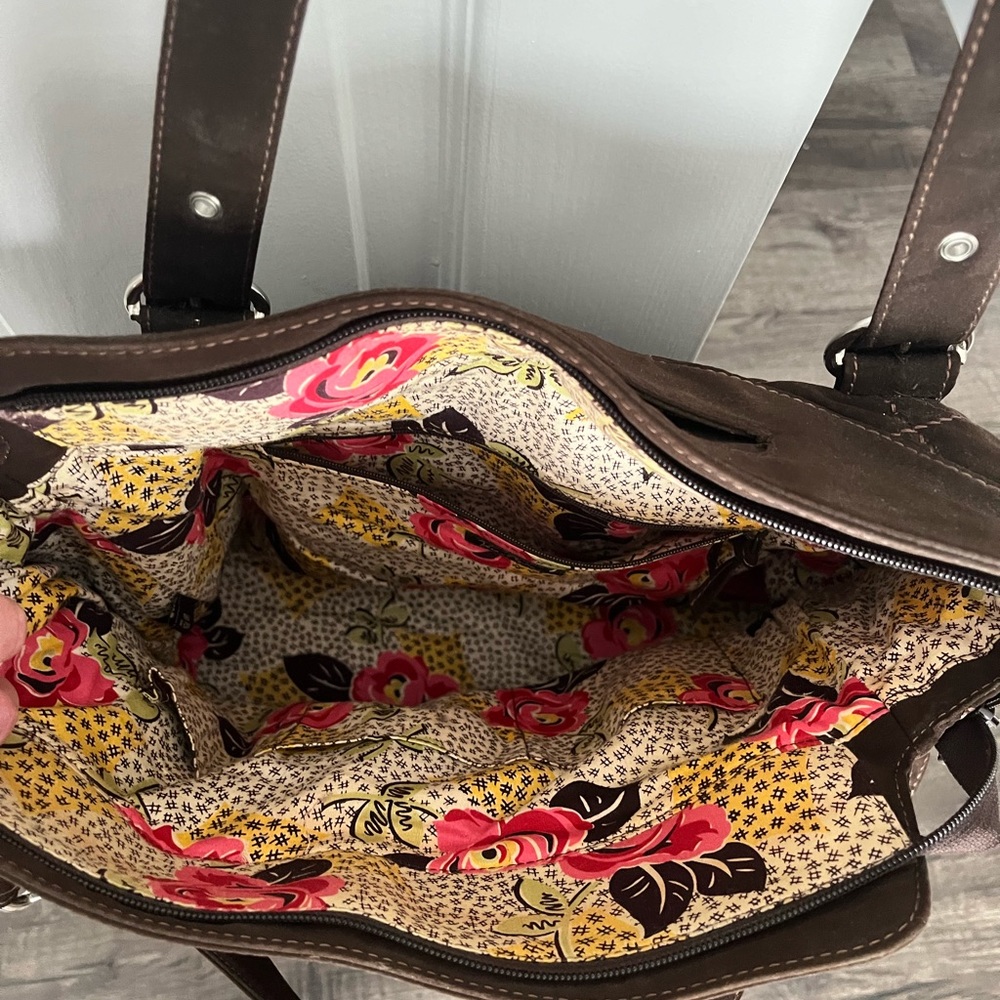 Vera Bradley quilted tote in chocolate. Beautiful lining! - Picture 3 of 5